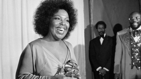 Roberta Flack Winning Grammy Award