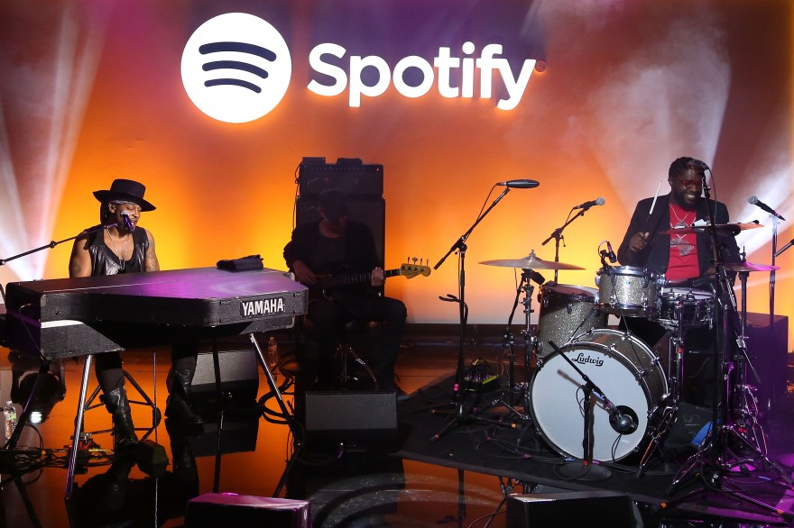 d'angelo and questlove